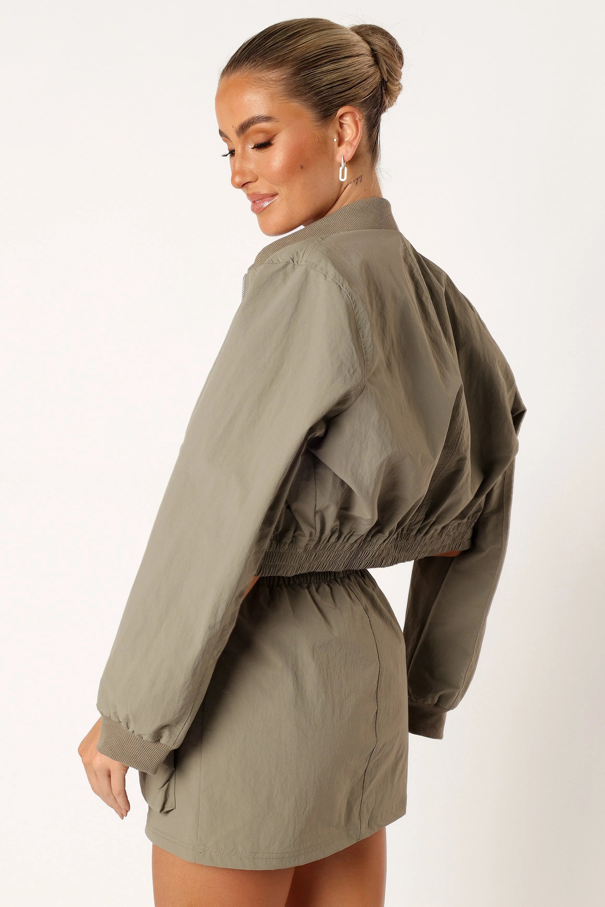 Freddie Two Piece Set - Light Olive