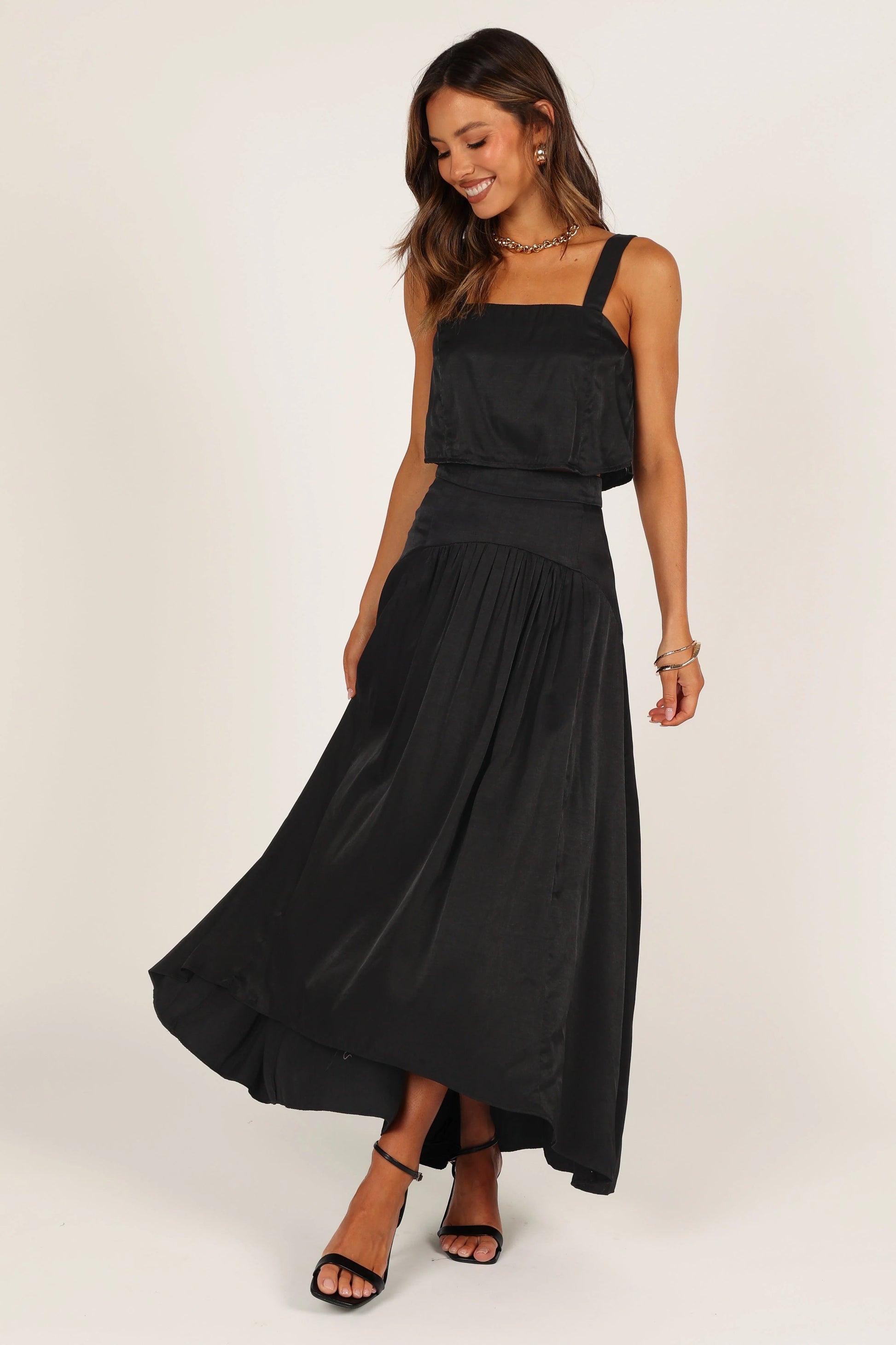 Colorblock Crop & High-Low Skirt Set