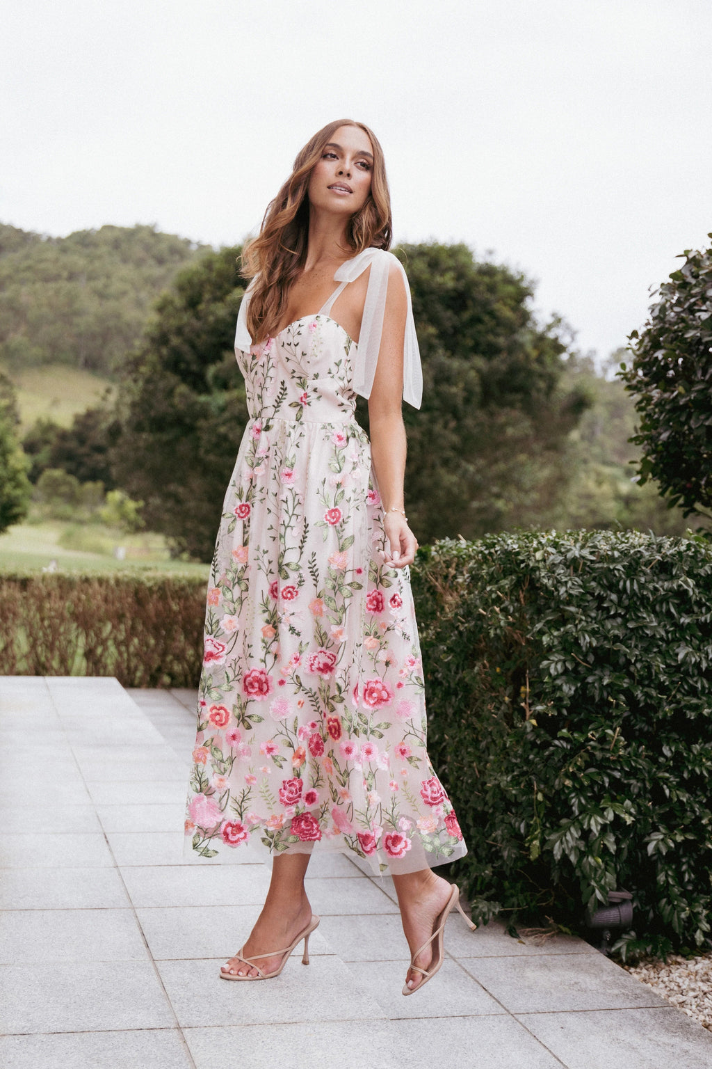 Embroidered Floral Sweetheart Midi Dress