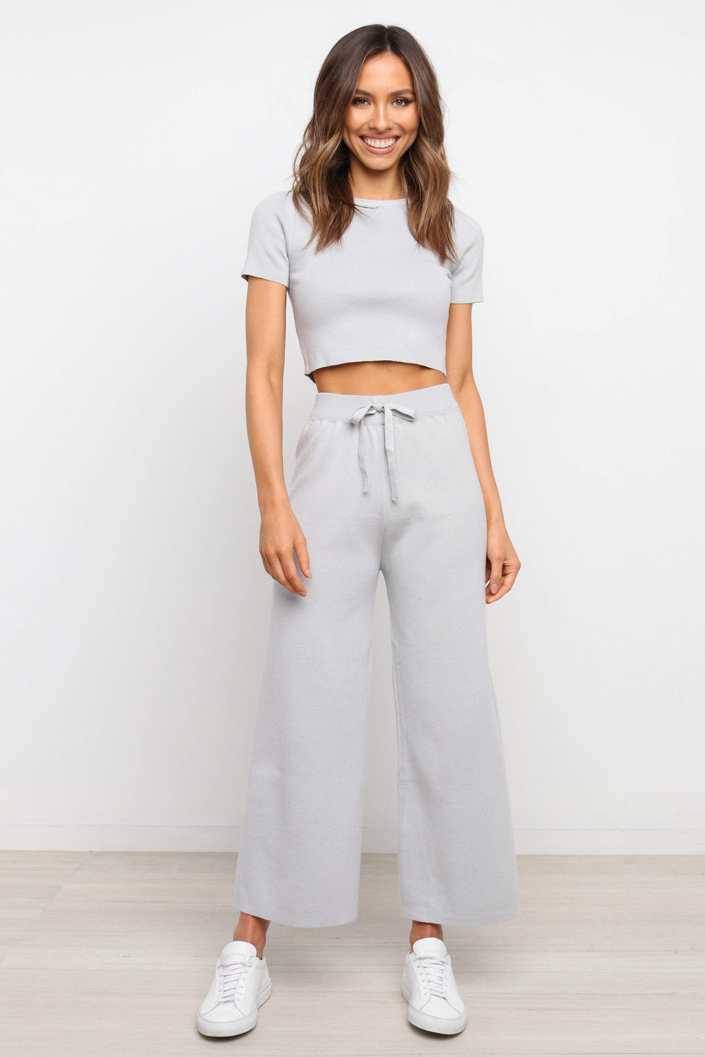Short-Sleeve Crop Top & Wide-Leg Set