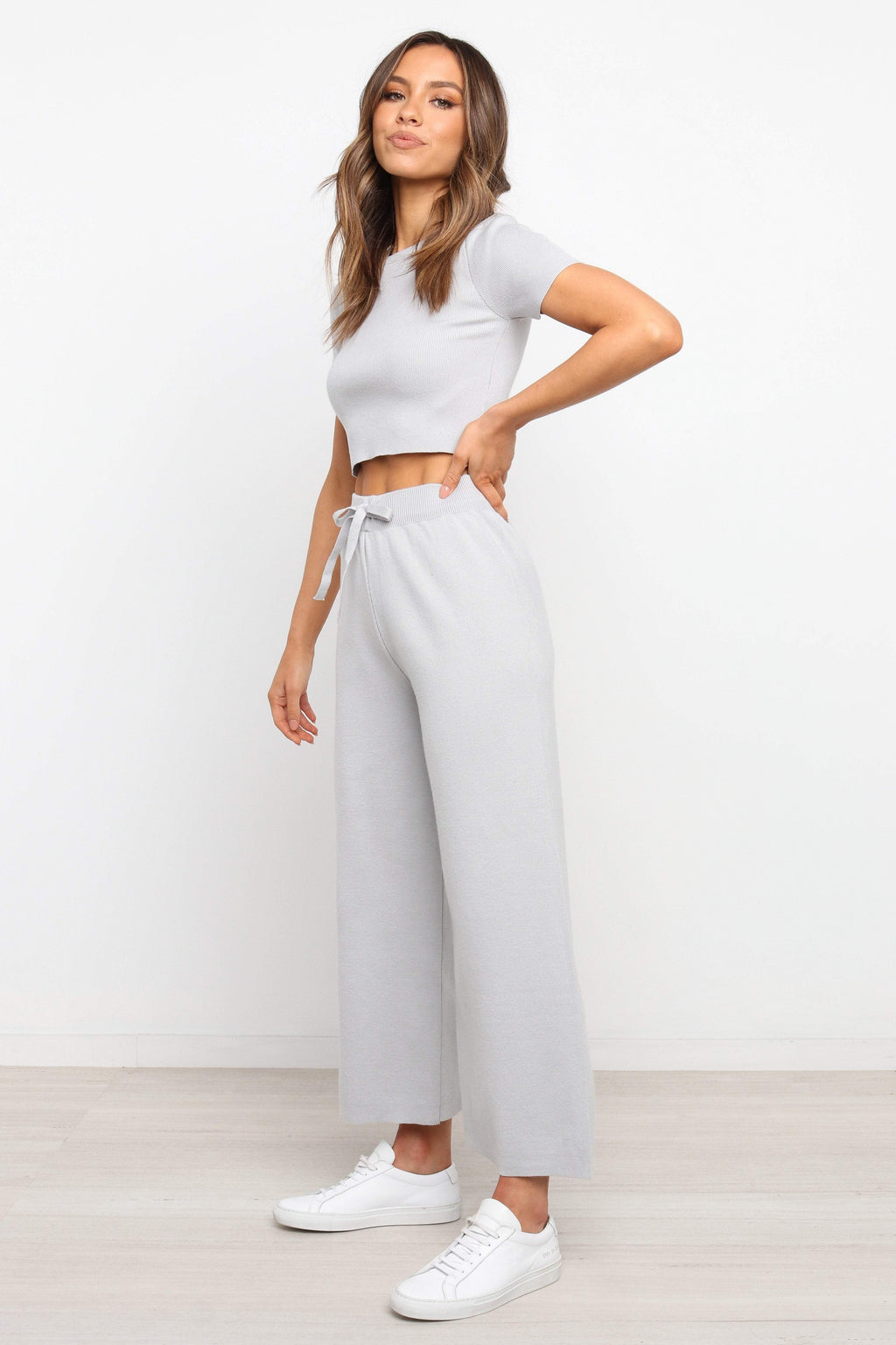 Short-Sleeve Crop Top & Wide-Leg Set