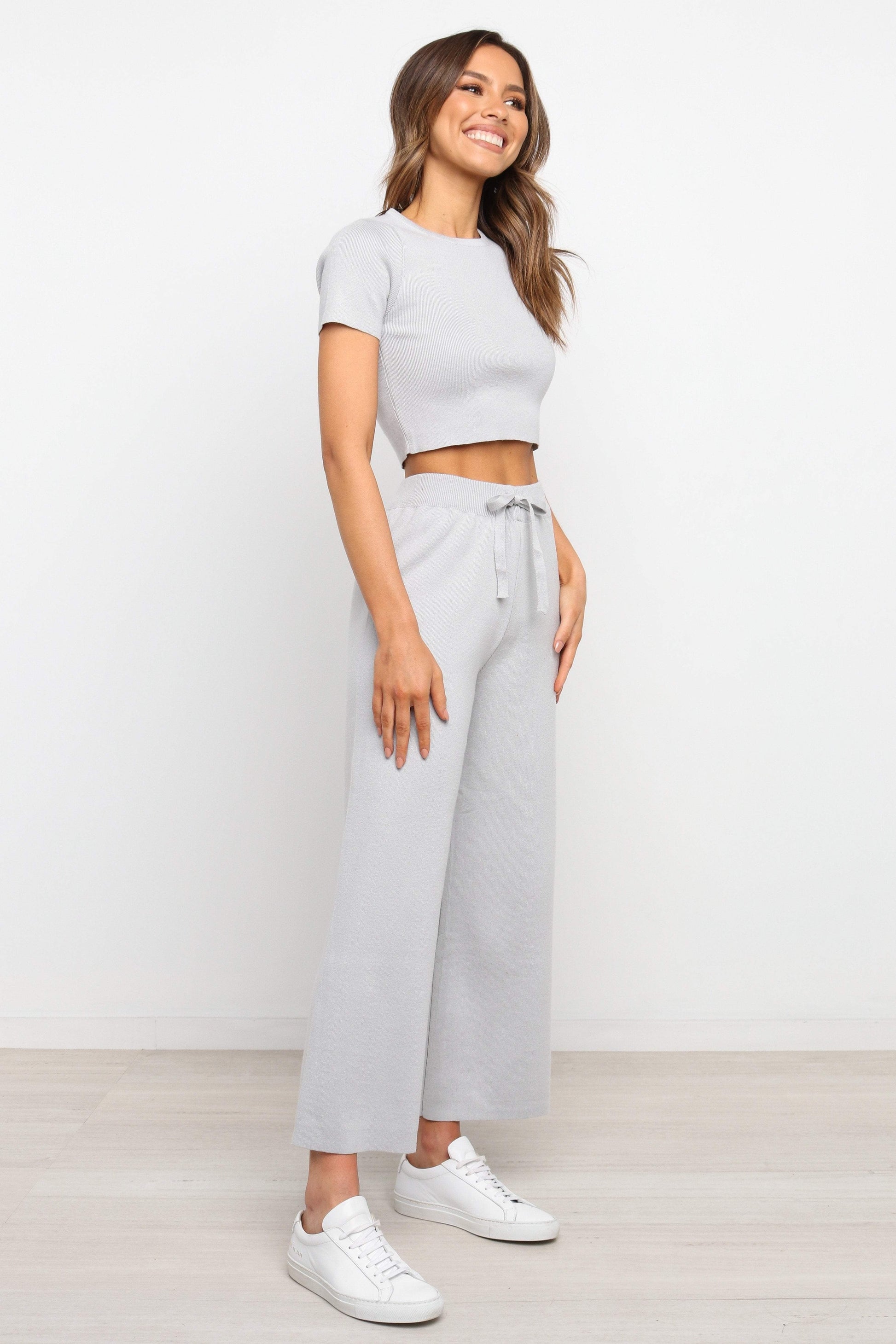 Short-Sleeve Crop Top & Wide-Leg Set