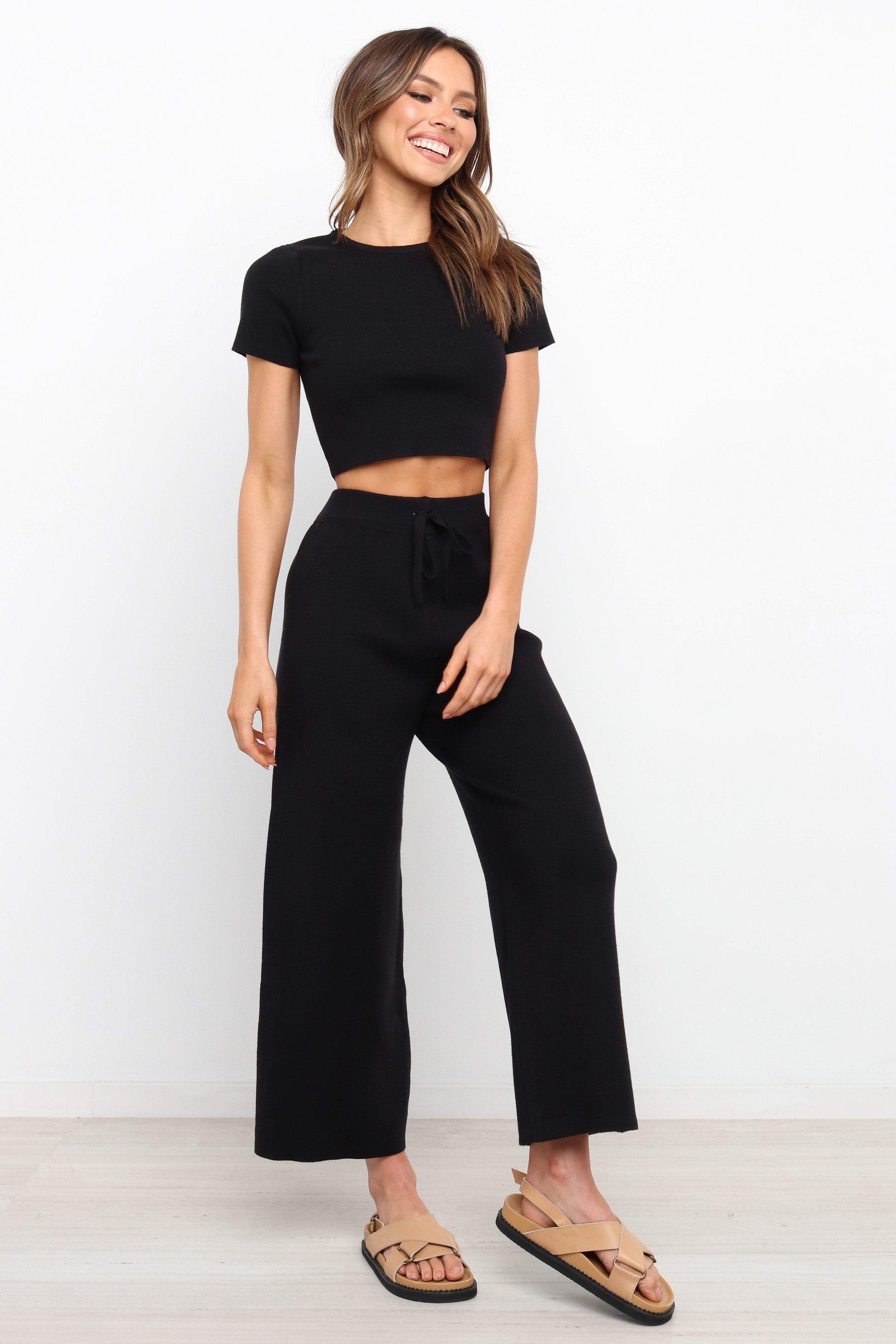 Short-Sleeve Crop Top & Wide-Leg Set
